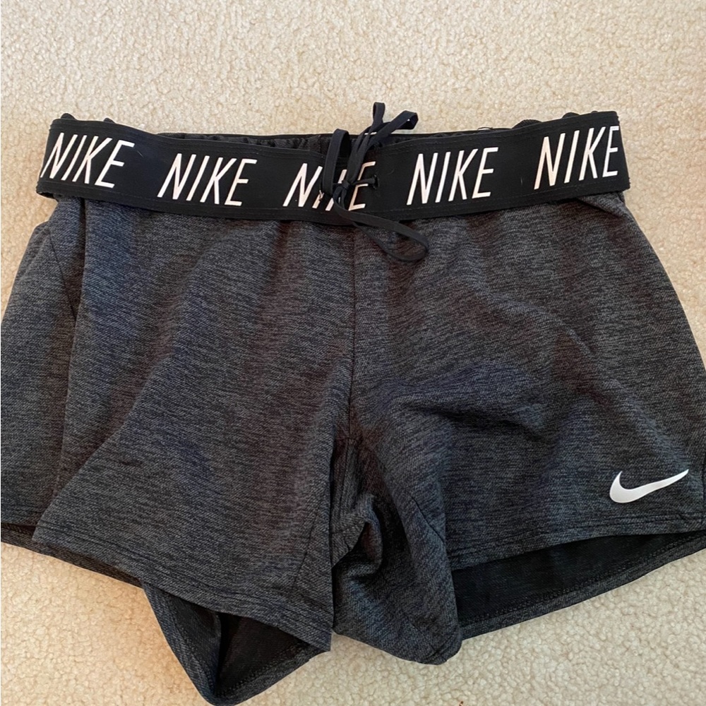 Nike running/training shorts, size M, also fits size S, new, good condition